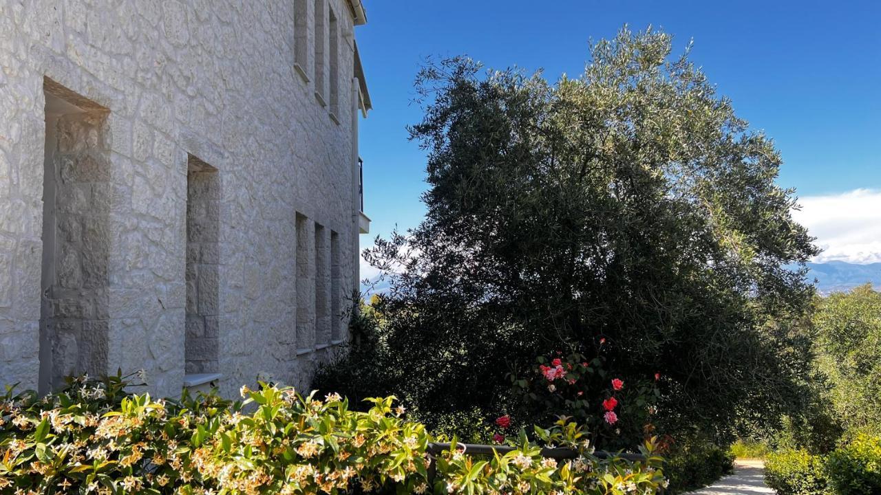 Villa Sania Kassiopi Exteriör bild